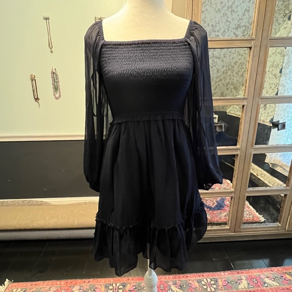 Katie J NYC JUNIOR MOLLY DRESS - M - EUC - Picture 3 of 8